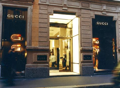 negozi gucci vicino a me|negozi gucci oggi.